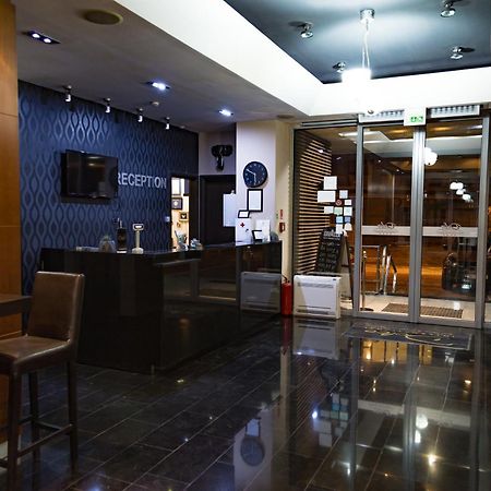 Hotel Dolce International Skopje Exterior photo