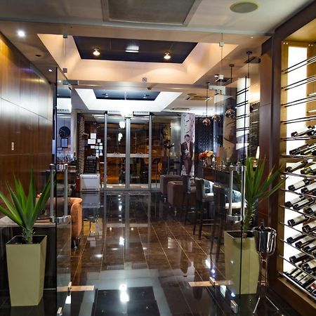 Hotel Dolce International Skopje Exterior photo